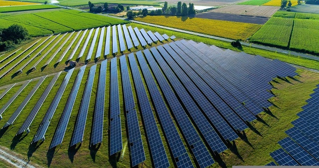 No ai "parchi agrofotovoltaici"
