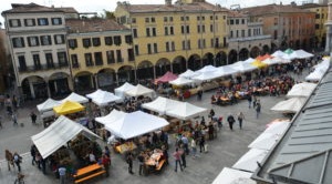 Padova. El biologico in Piassa